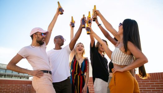 Die Top 10 Sommerfest Ideen: Ratgeber & Ideen für die perfekte Corporate Sommerparty